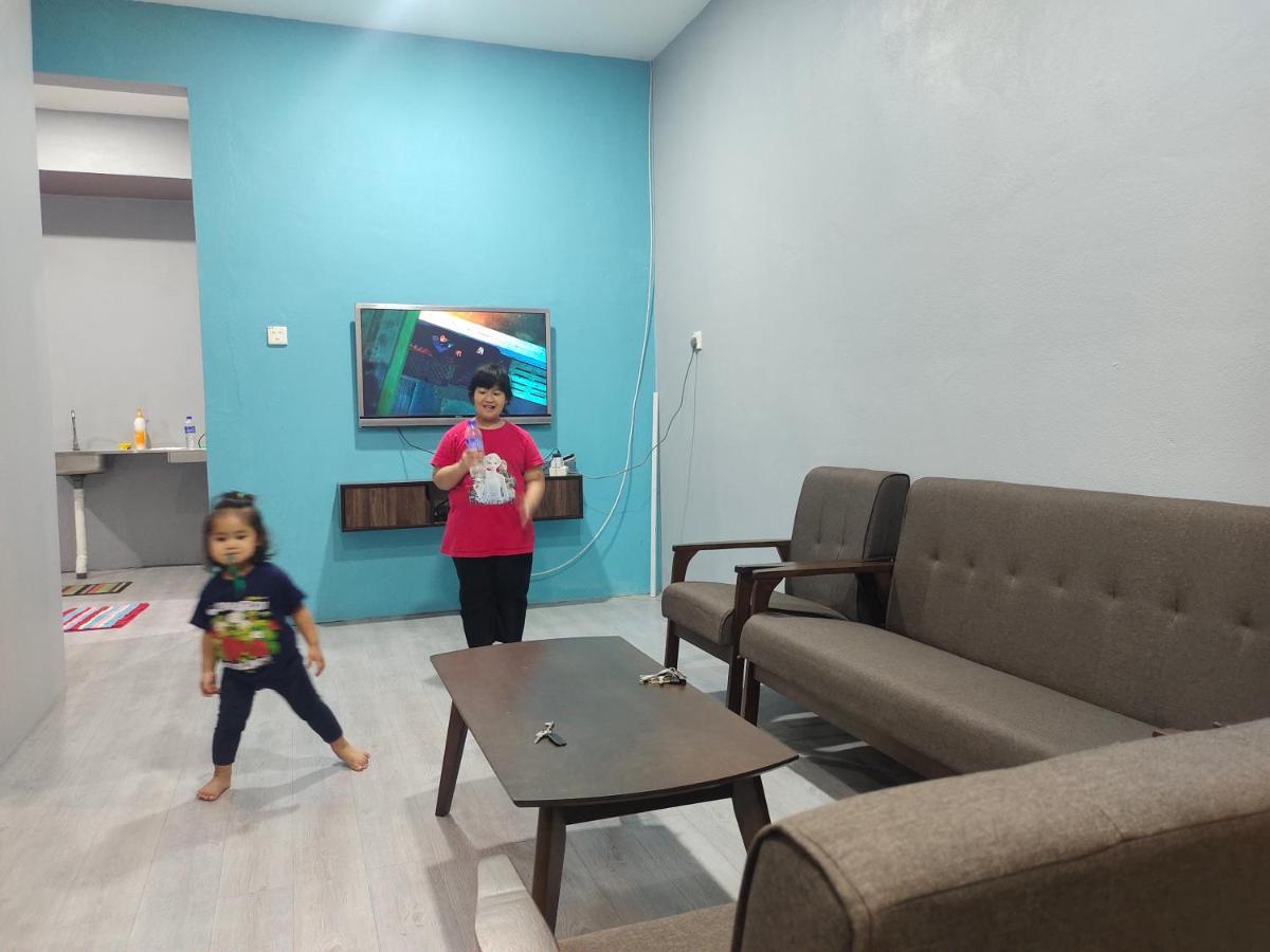 Alish Homestay Gua Musang With Free Wifi, Netflix Bagian luar foto